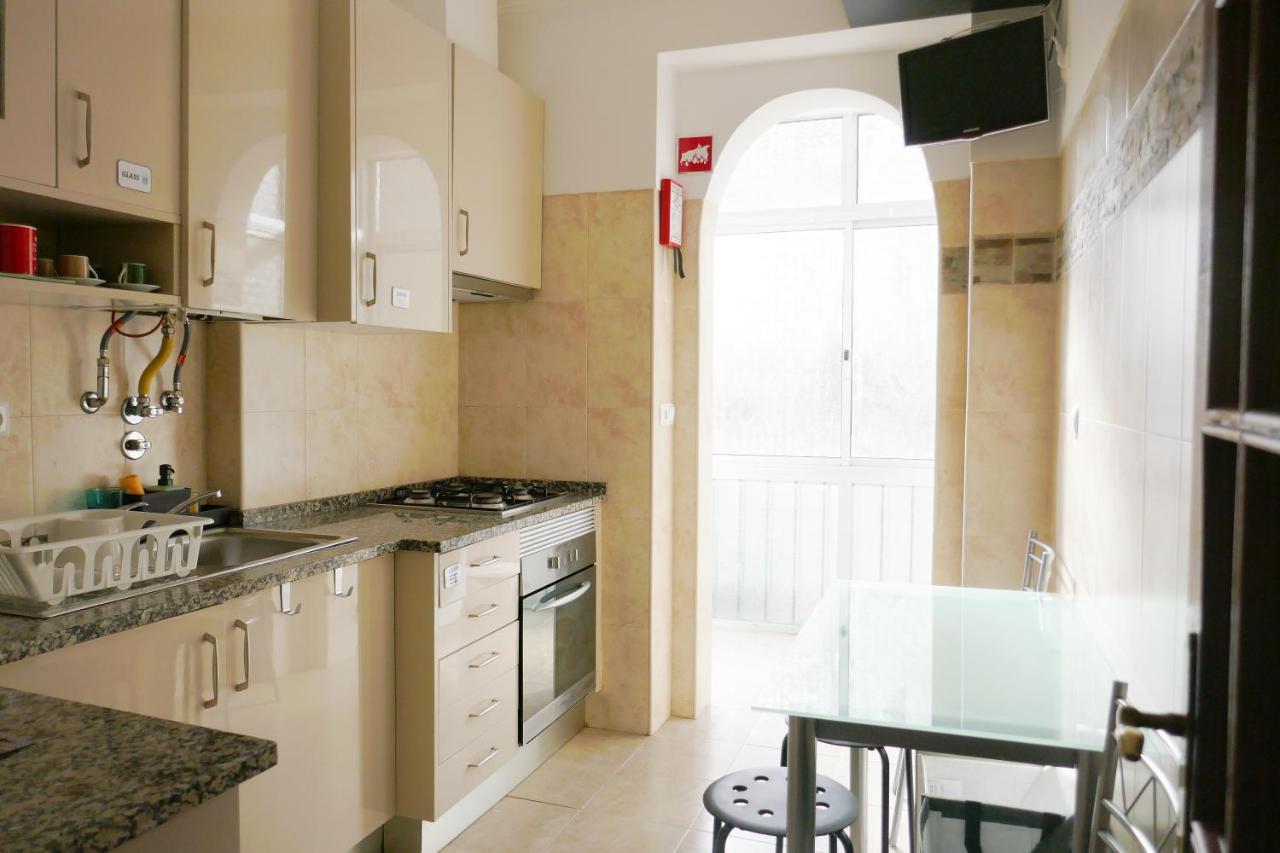 Abade Lisbon Rooms ภายนอก รูปภาพ